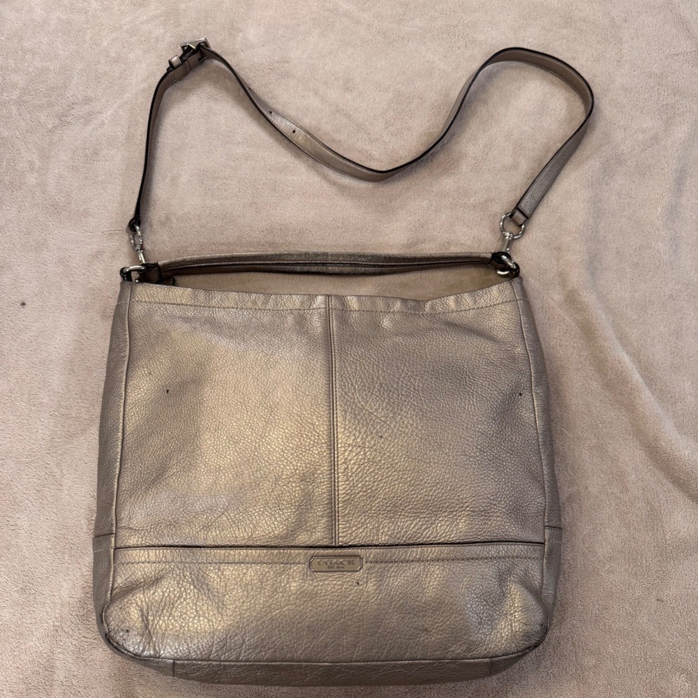 Coach Metallic Gold Pebbled Leather Hobo Slouchy Crossbody Bag Purse Boho Luxe